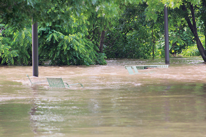 Tulsans help neighbors affected by destructive floods